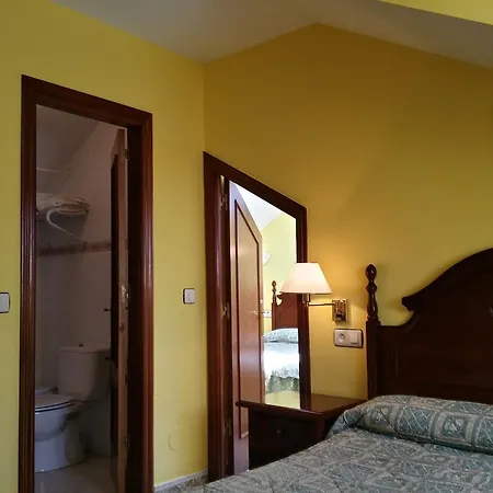 Hotel Palmeras Celorio (Llanes)